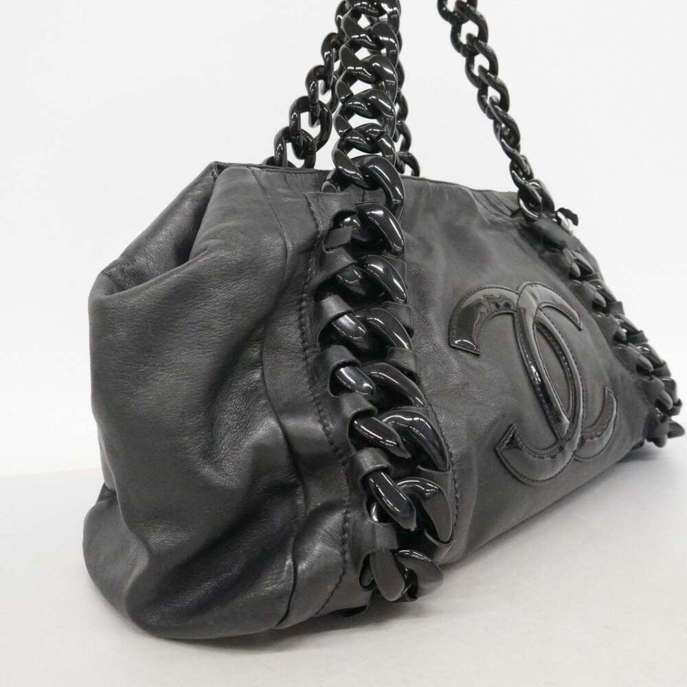 CHANEL Black Lambskin Leather Tote Bag - Picture 2 of 13